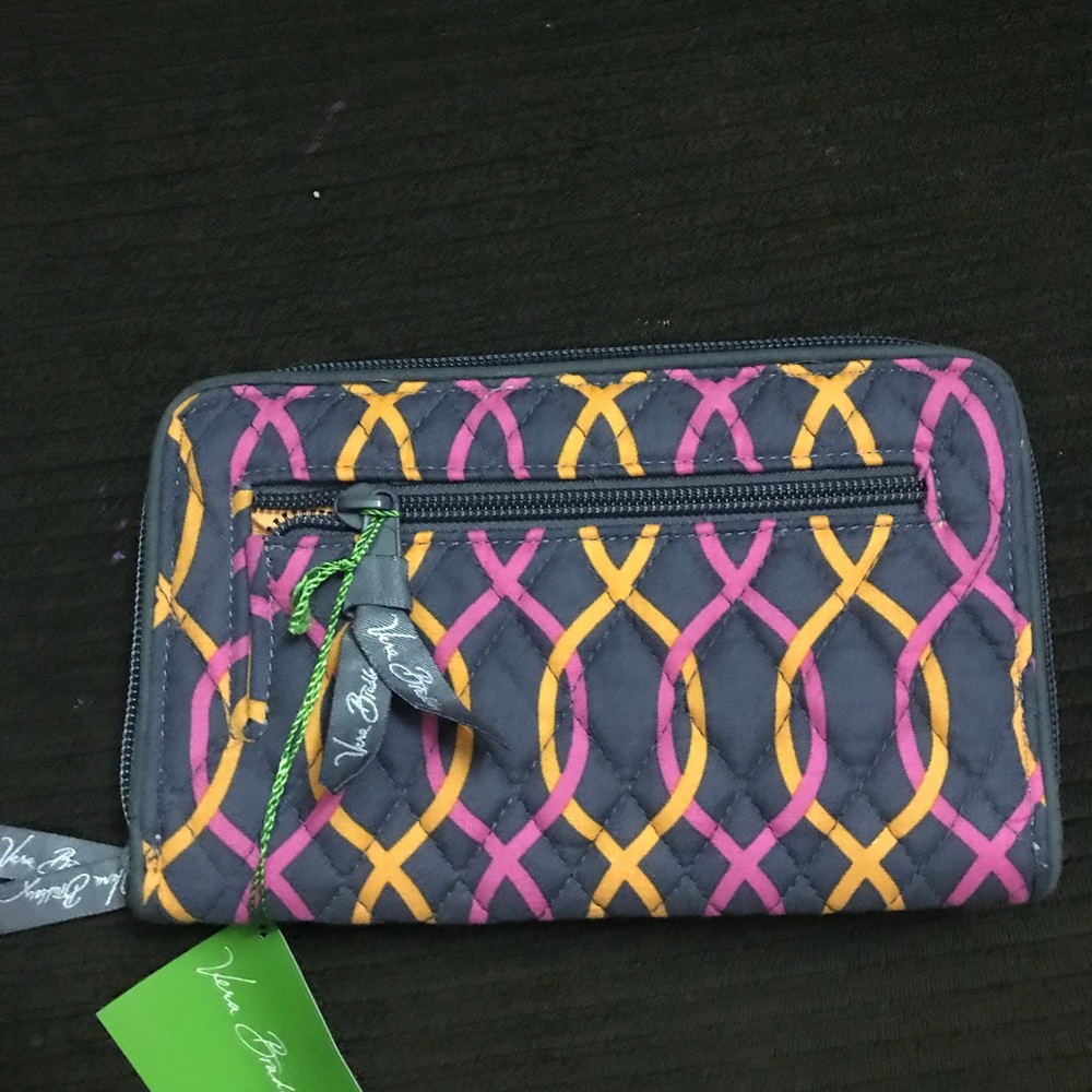 Vera Bradley woman wallet